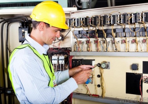 Bảo trì hệ thống điện tòa nhà - Những điều chủ doanh nghiệp cần biết 