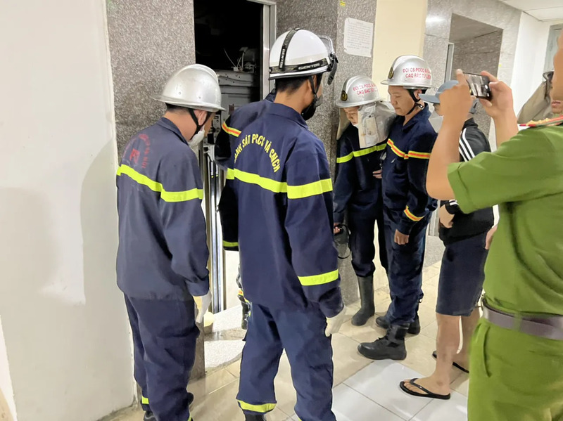 Xử Lý Sự Cố Thang Máy Tòa Nhà: Quy Trình Chuẩn Đảm Bảo An Toàn & Vận Hành Liên Tục 2 xử lý sự cố thang máy